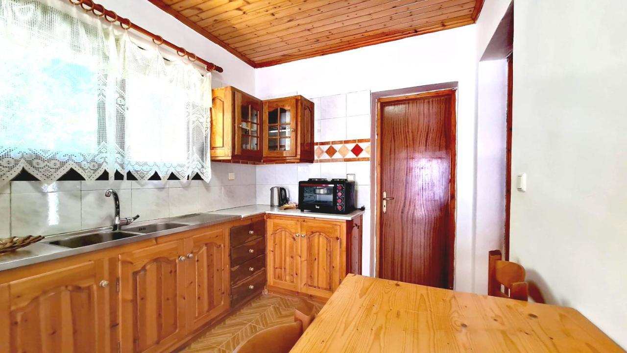 Irini Studios Alykes  Luaran gambar