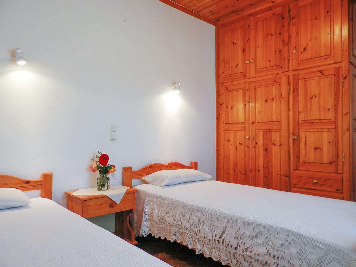 Irini Studios Alykes  Luaran gambar