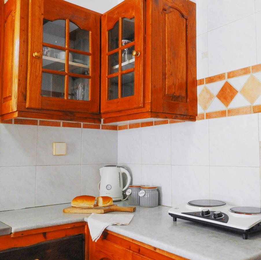 Irini Studios Alykes  Luaran gambar