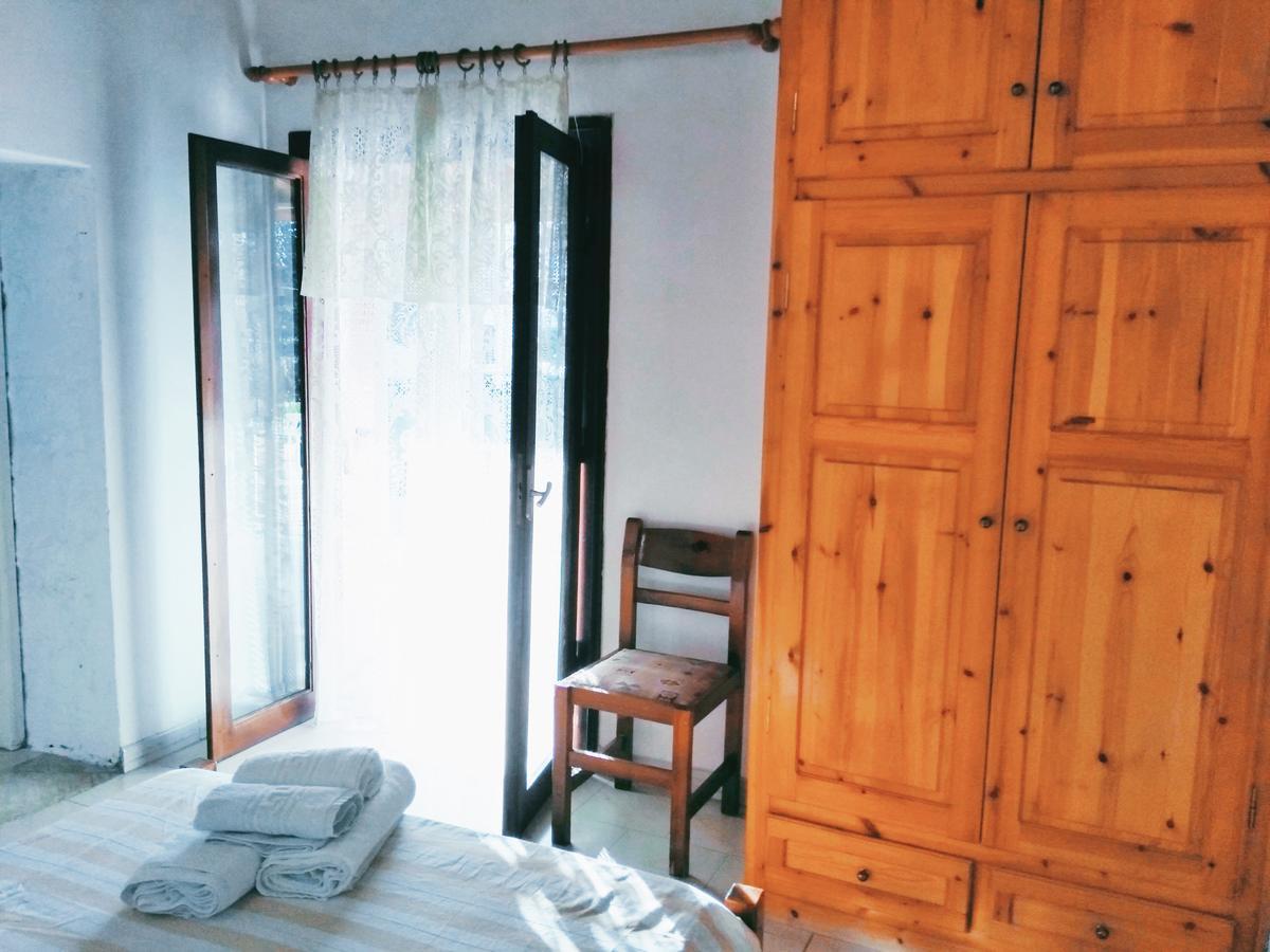 Irini Studios Alykes  Luaran gambar
